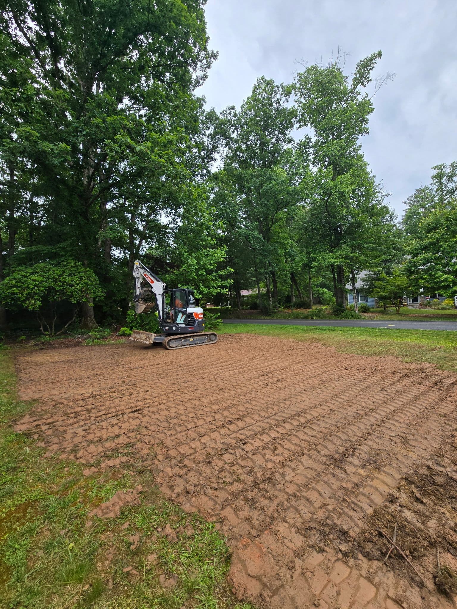 Gallery photos for French Drain Replacement and Yard Grading in Etowah: Image #1